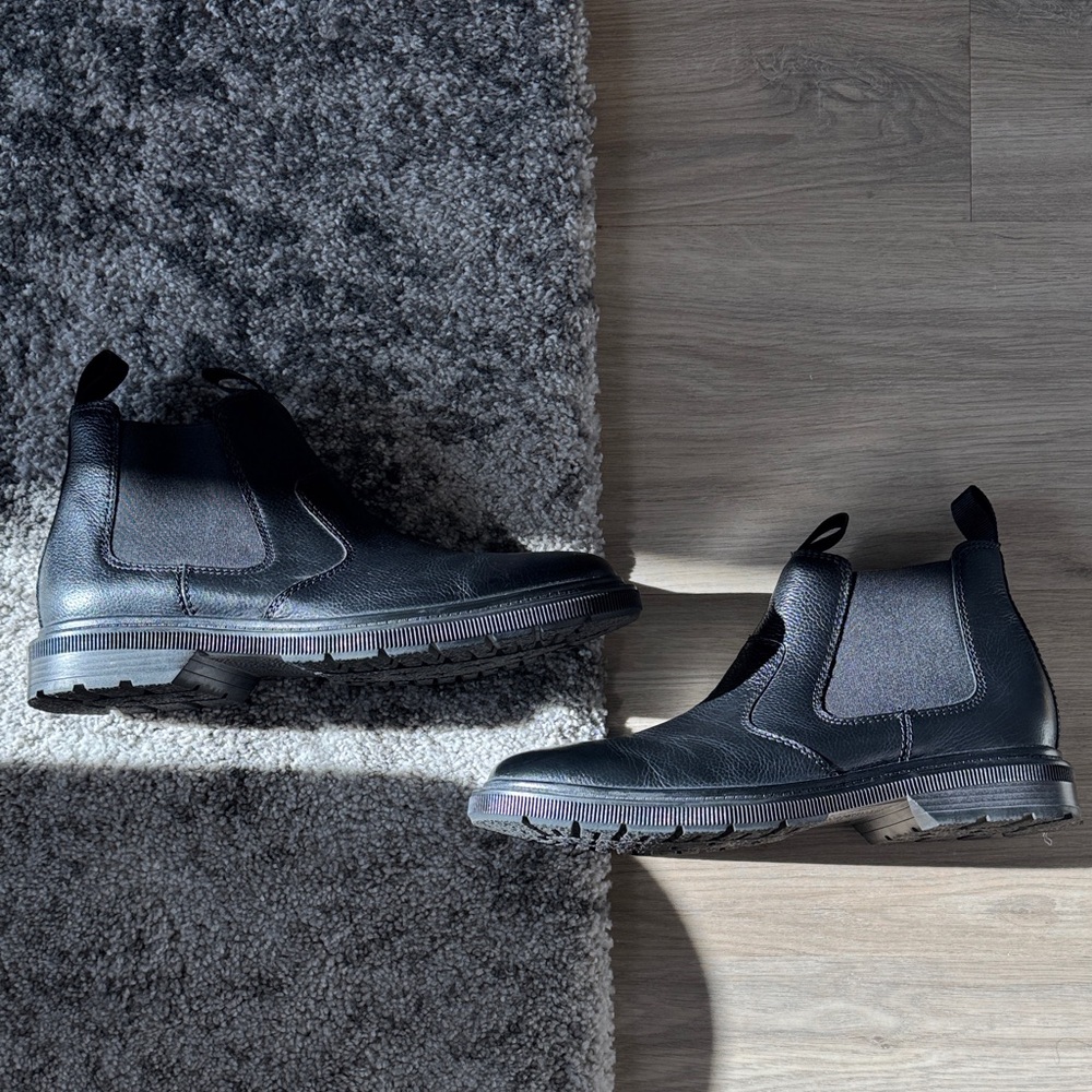 Clark’s Collection Black Leather Chelsea Boots